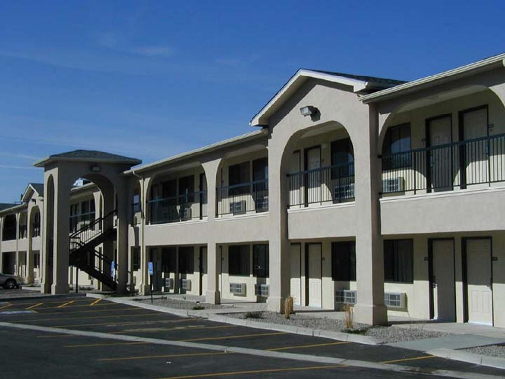 American Inn & Suites Albuquerque Extérieur photo