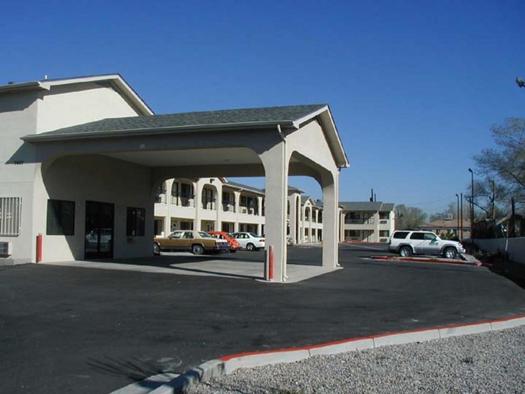 American Inn & Suites Albuquerque Extérieur photo